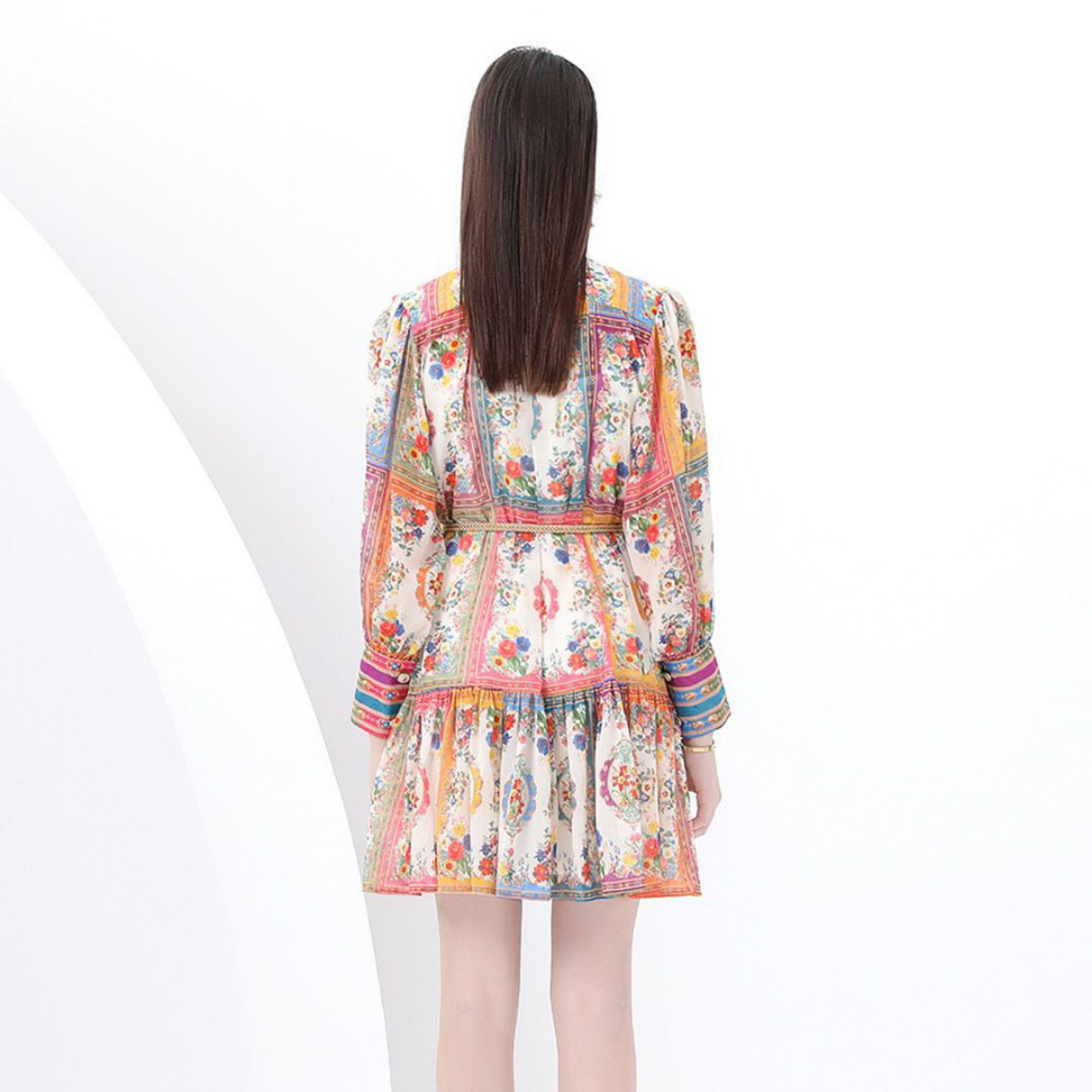 Pack of 4 Women’s Dresses: Chic, Trendy, and Timeless