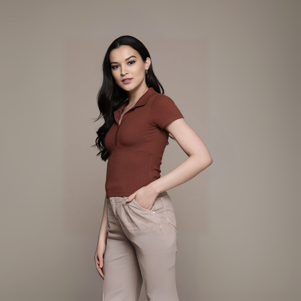 Style Made Simple: Discover Your 4-Pack Tee Collection
