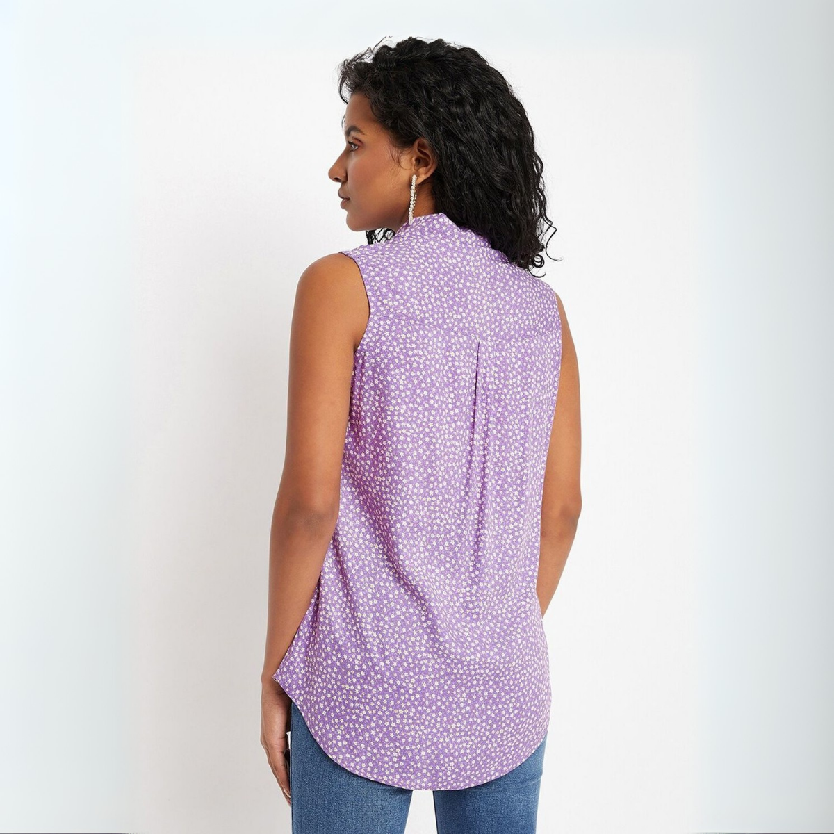 Essential 3-Pack Sleeveless Shirts for Women – Comfort Meets Style