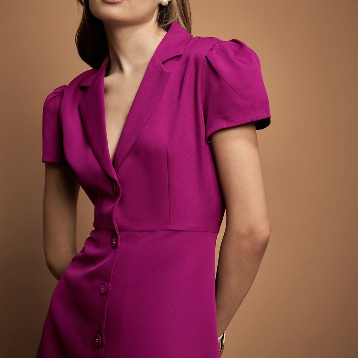 Pack of 4 Women’s Dresses: Chic, Trendy, and Timeless