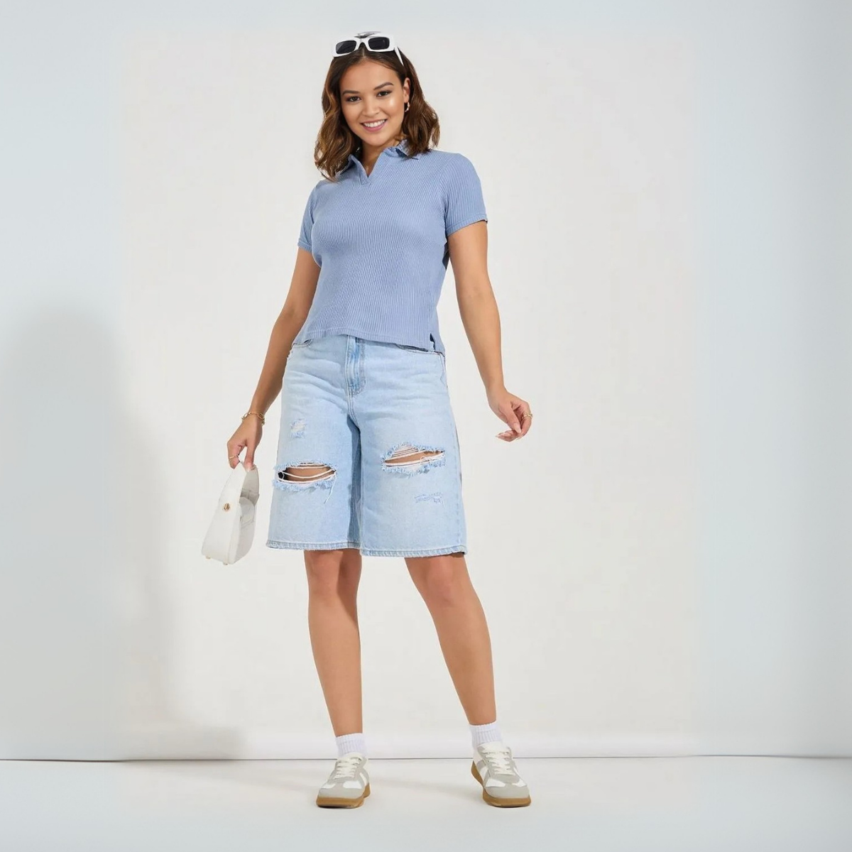 Style Made Simple: Discover Your 4-Pack Tee Collection