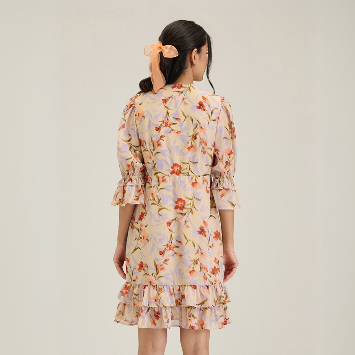 Pack of 4 Women’s Dresses: Chic, Trendy, and Timeless