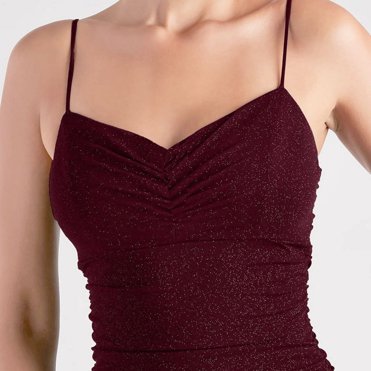 Pack of 4 Women’s Dresses: Chic, Trendy, and Timeless