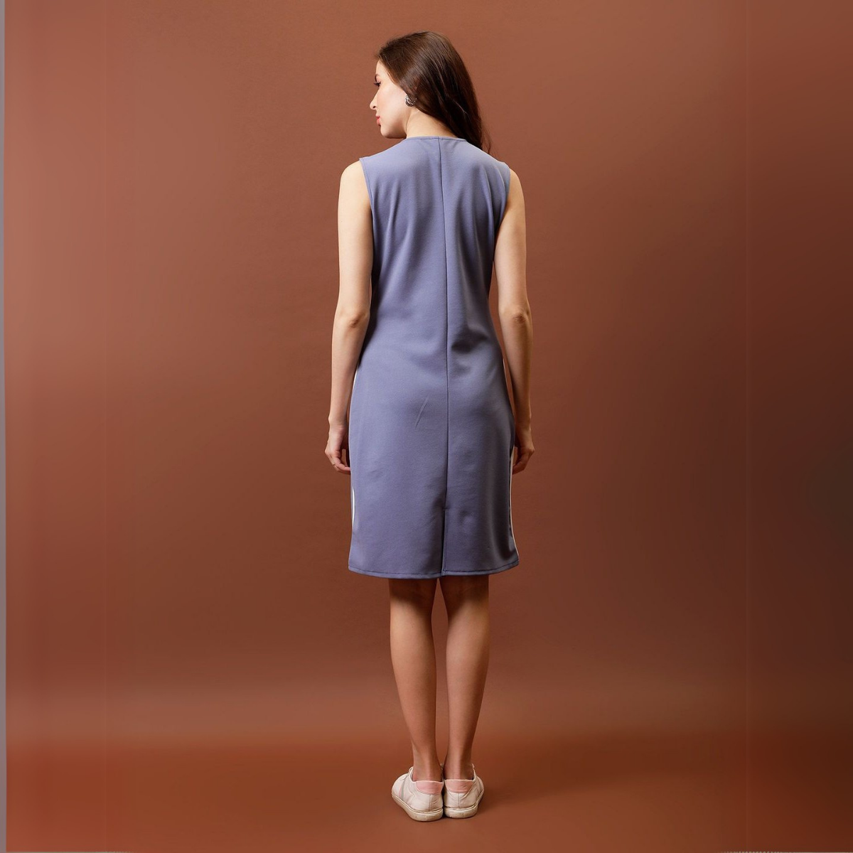 Pack of 4 Women’s Dresses: Chic, Trendy, and Timeless