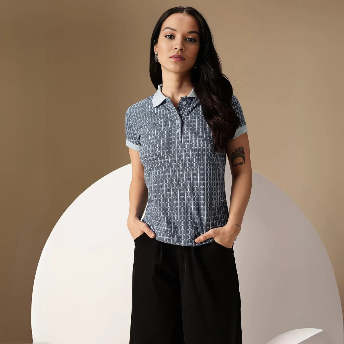 Perfect Fit, Perfect Pack: 3 Stylish Tees for Women