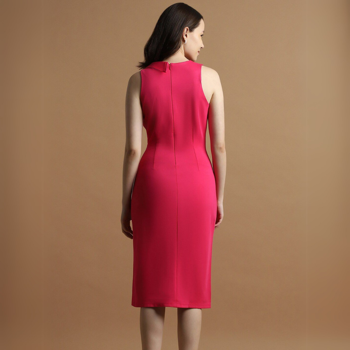 Pack of 4 Women’s Dresses: Chic, Trendy, and Timeless