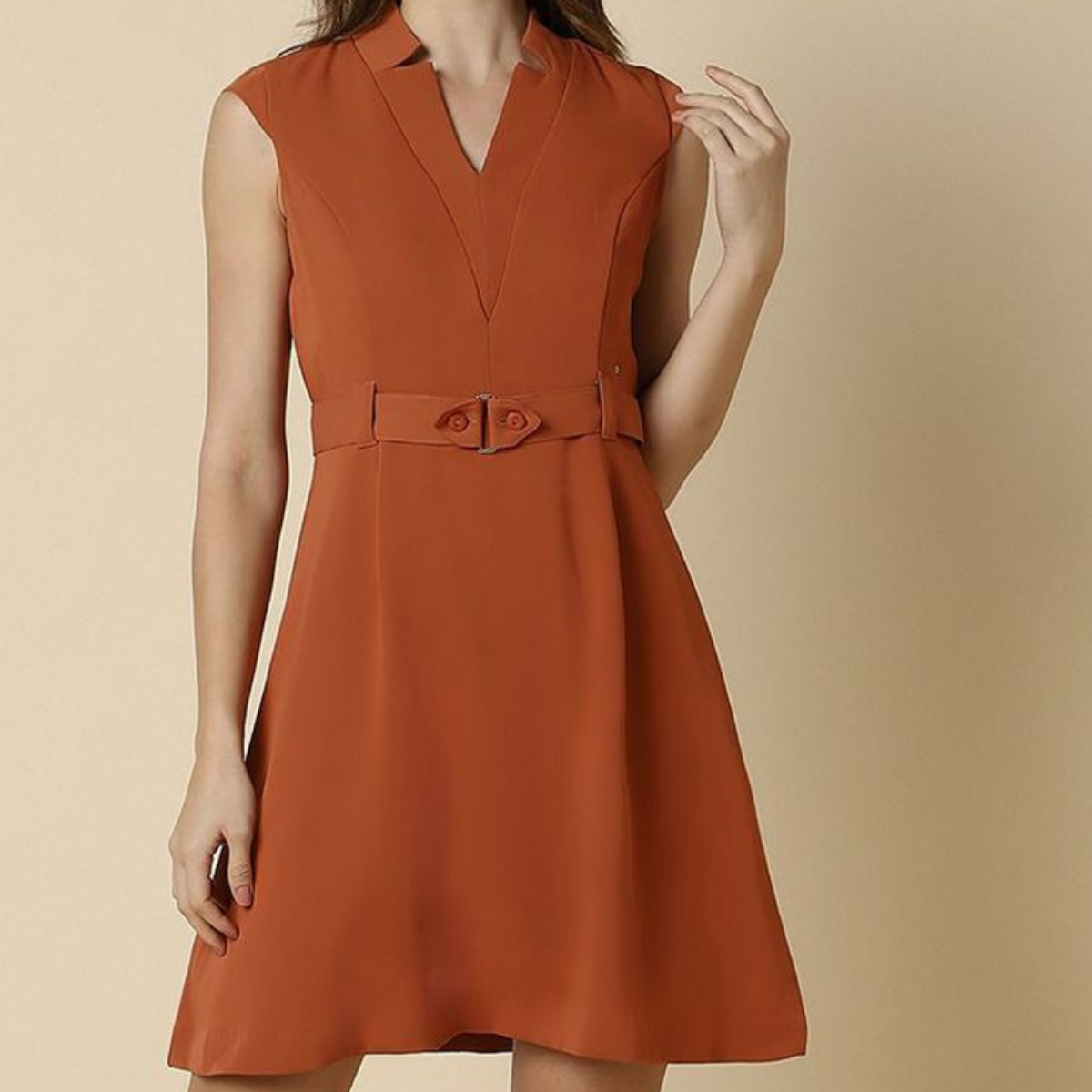 Pack of 4 Women’s Dresses: Chic, Trendy, and Timeless