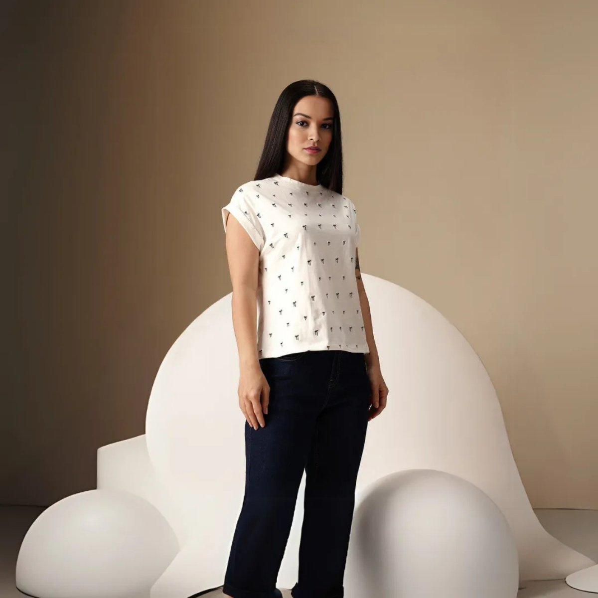 Perfect Fit, Perfect Pack: 3 Stylish Tees for Women