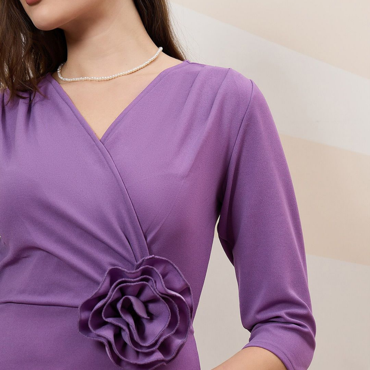 Pack of 4 Women’s Dresses: Chic, Trendy, and Timeless