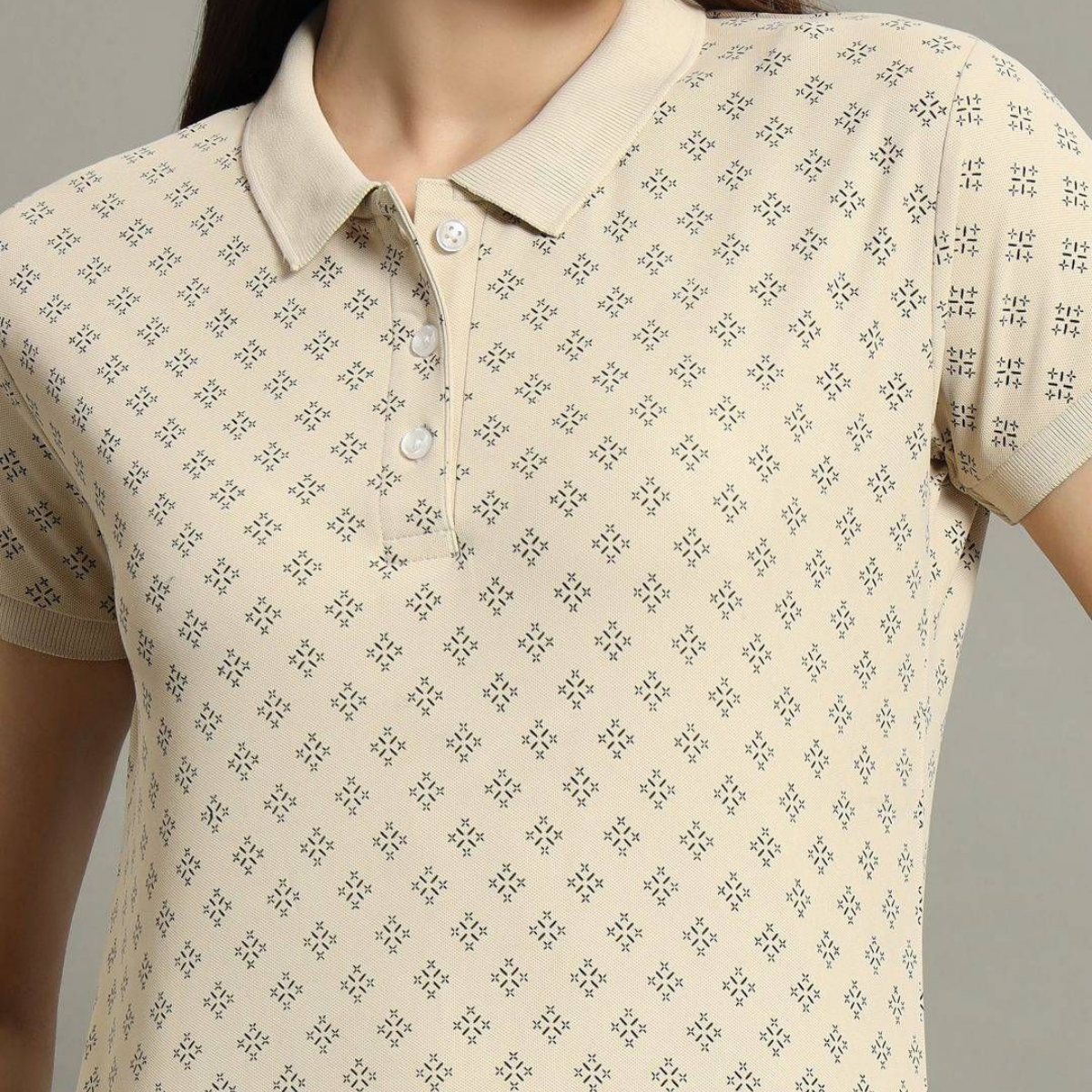 Perfect Fit, Perfect Pack: 3 Stylish Tees for Women
