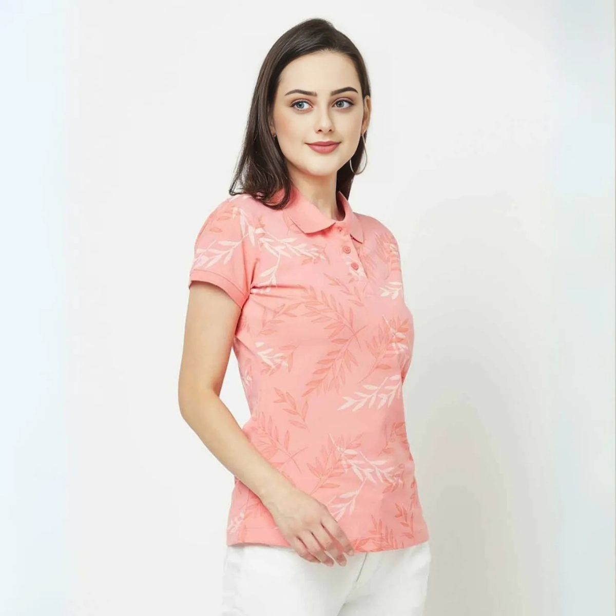 Style Made Simple: Discover Your 4-Pack Tee Collection