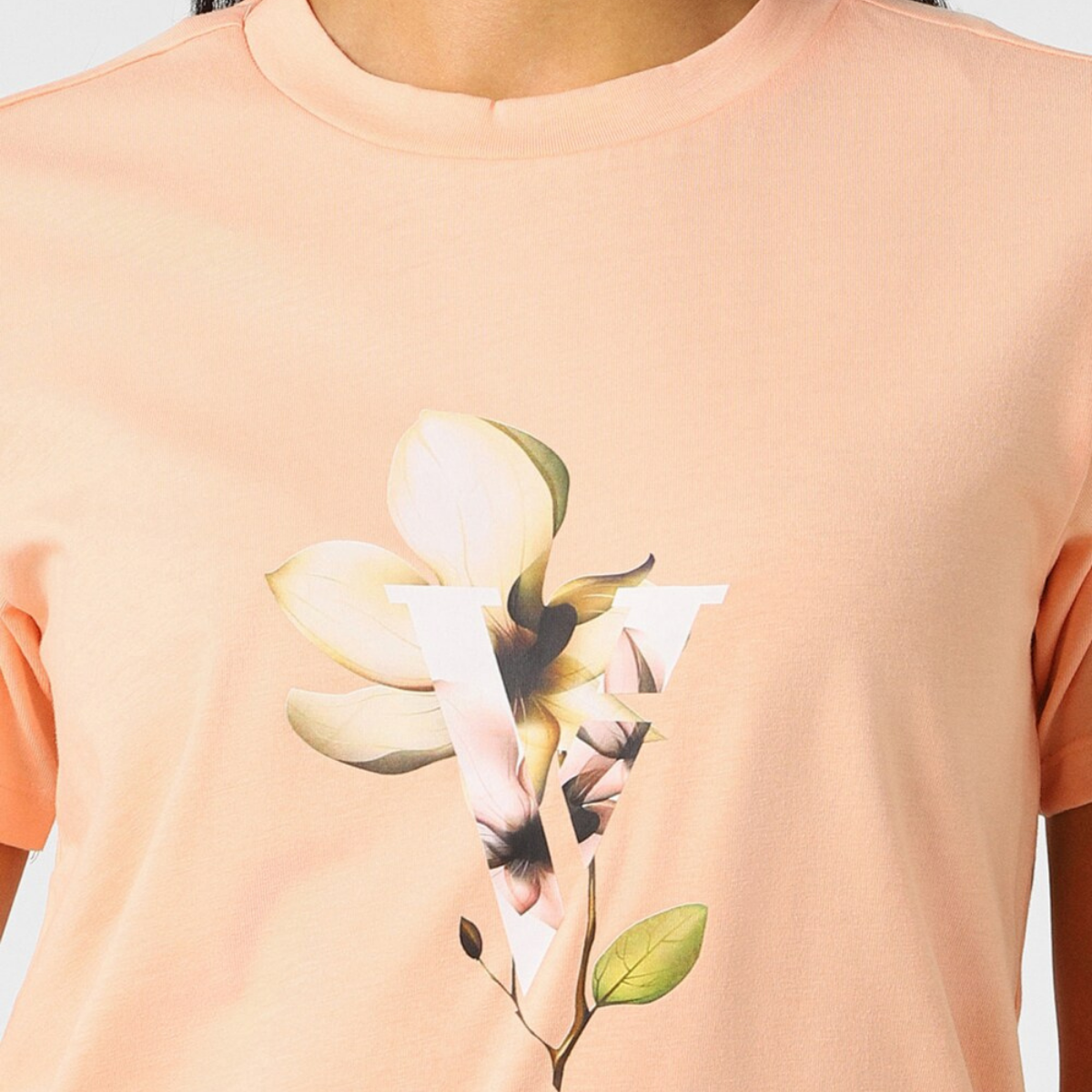 Style Made Simple: Discover Your 4-Pack Tee Collection