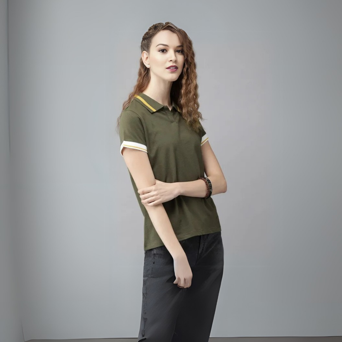 Style Made Simple: Discover Your 4-Pack Tee Collection