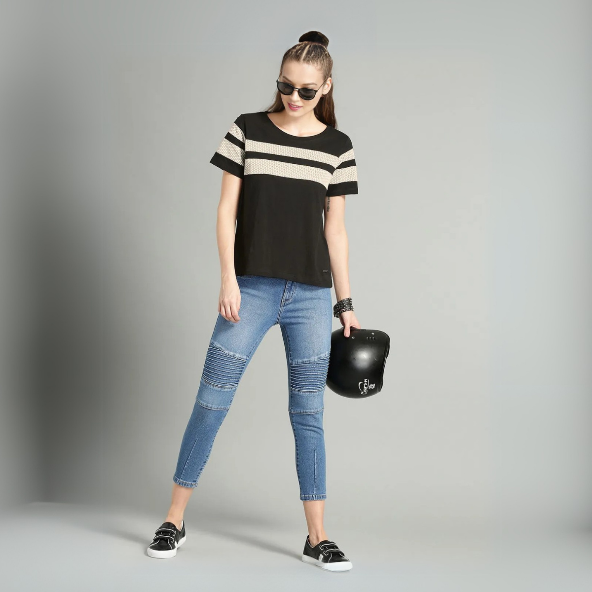 Style Made Simple: Discover Your 4-Pack Tee Collection