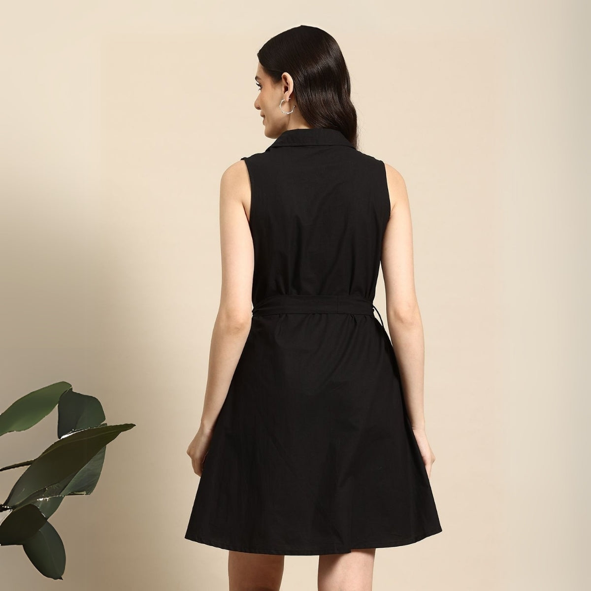 Pack of 4 Women’s Dresses: Chic, Trendy, and Timeless