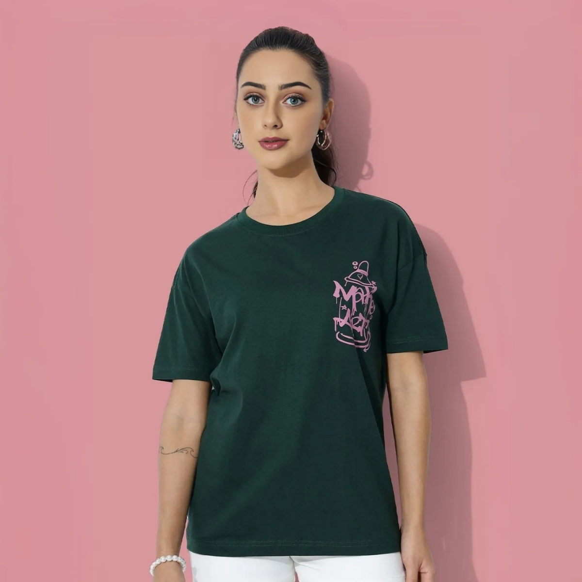 Style Made Simple: Discover Your 4-Pack Tee Collection