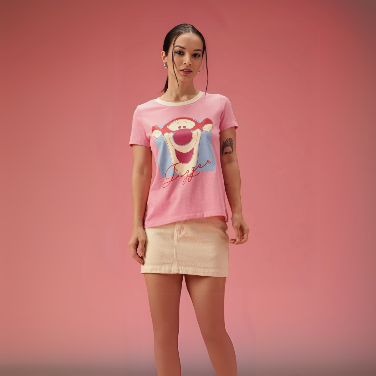 Style Made Simple: Discover Your 4-Pack Tee Collection